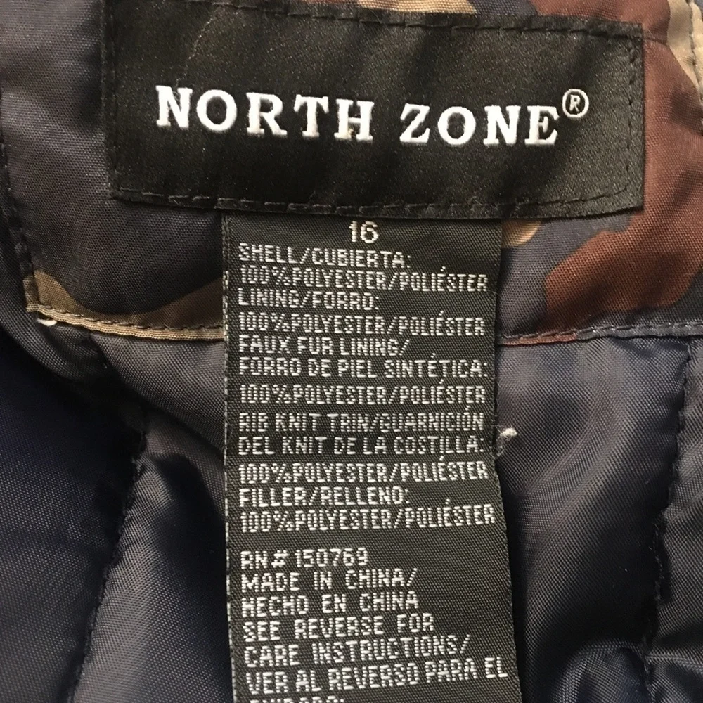 North Zone camouflage hooded zipper jacket